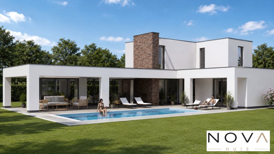 Moderne kubistische levensloopbestendige woning met gevelstuuk en natuursteen, gebouwd in staalframebouw met warmtepomp, zonnepanelen en grote glaspartijen.