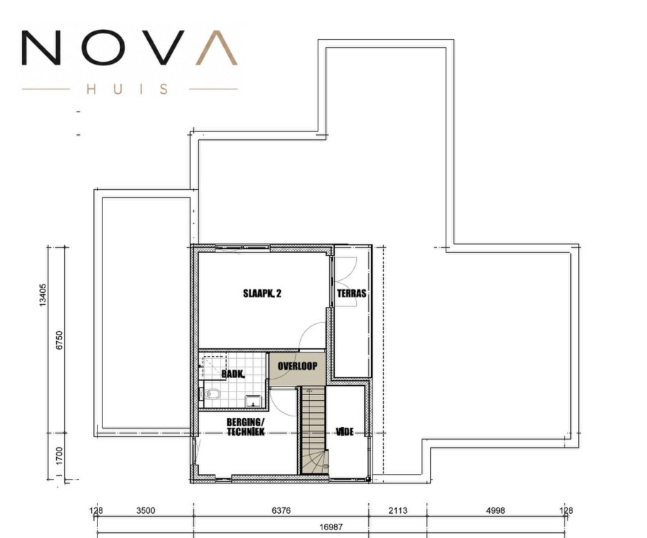 NOVA HUIS type 402 kubistische woning slaapkamer en badkamer beneden